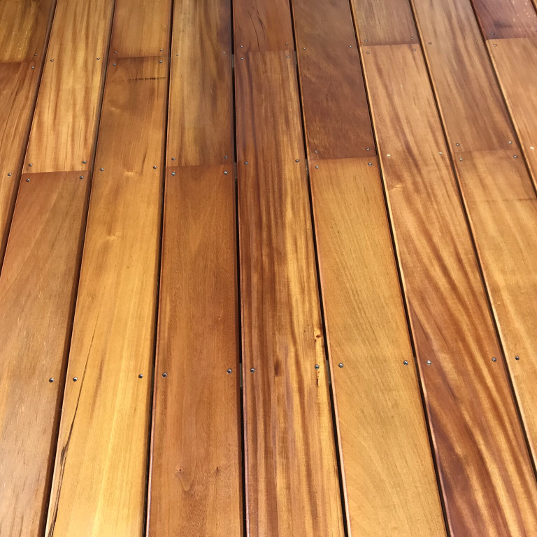 Deck Oil on garapa